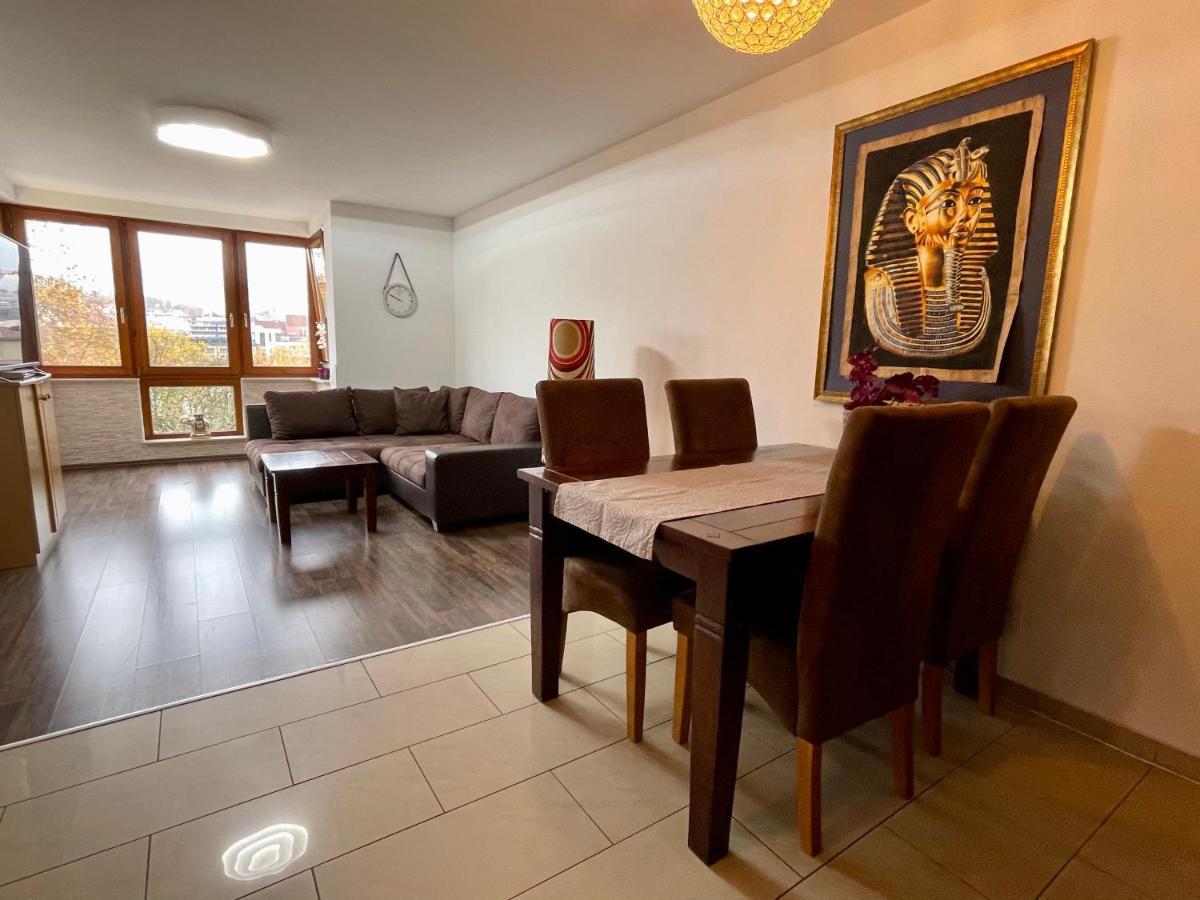 Wunderschoenes Apartment In Der Goldstadt Pforzheim Luaran gambar