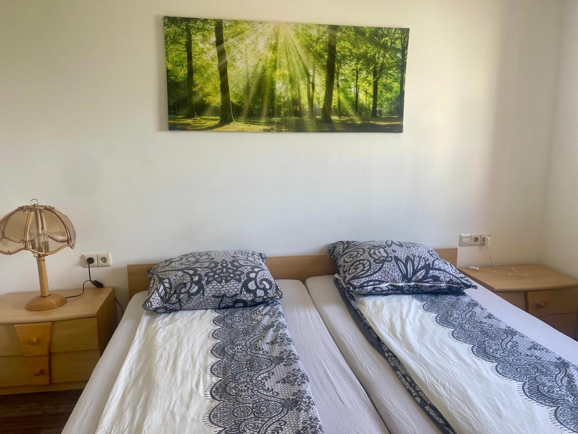 Wunderschoenes Apartment In Der Goldstadt Pforzheim Luaran gambar
